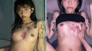 คลิปหลุด Onlyfans น้องวีวี่ missvivixxx สาวรอยสัก โดนควยซอยหี เด้าหีน้องไม่ยั้งเลย เสียวหีสุดๆ  